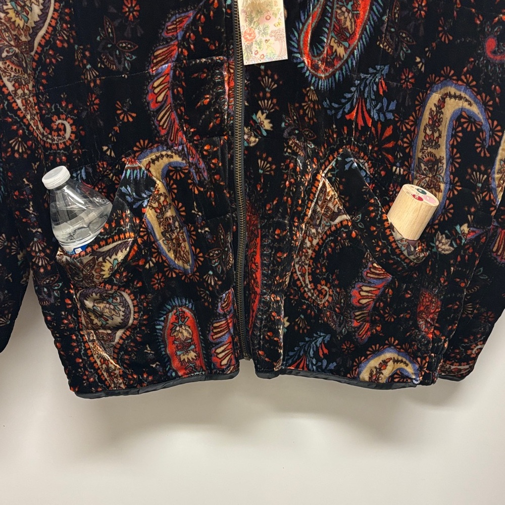 JOHNNY WAS DOLMAN QUILTED JACKET-SEZANA, Velvet Fabric. Size : Medium (M) NWT - Picture 13 of 14